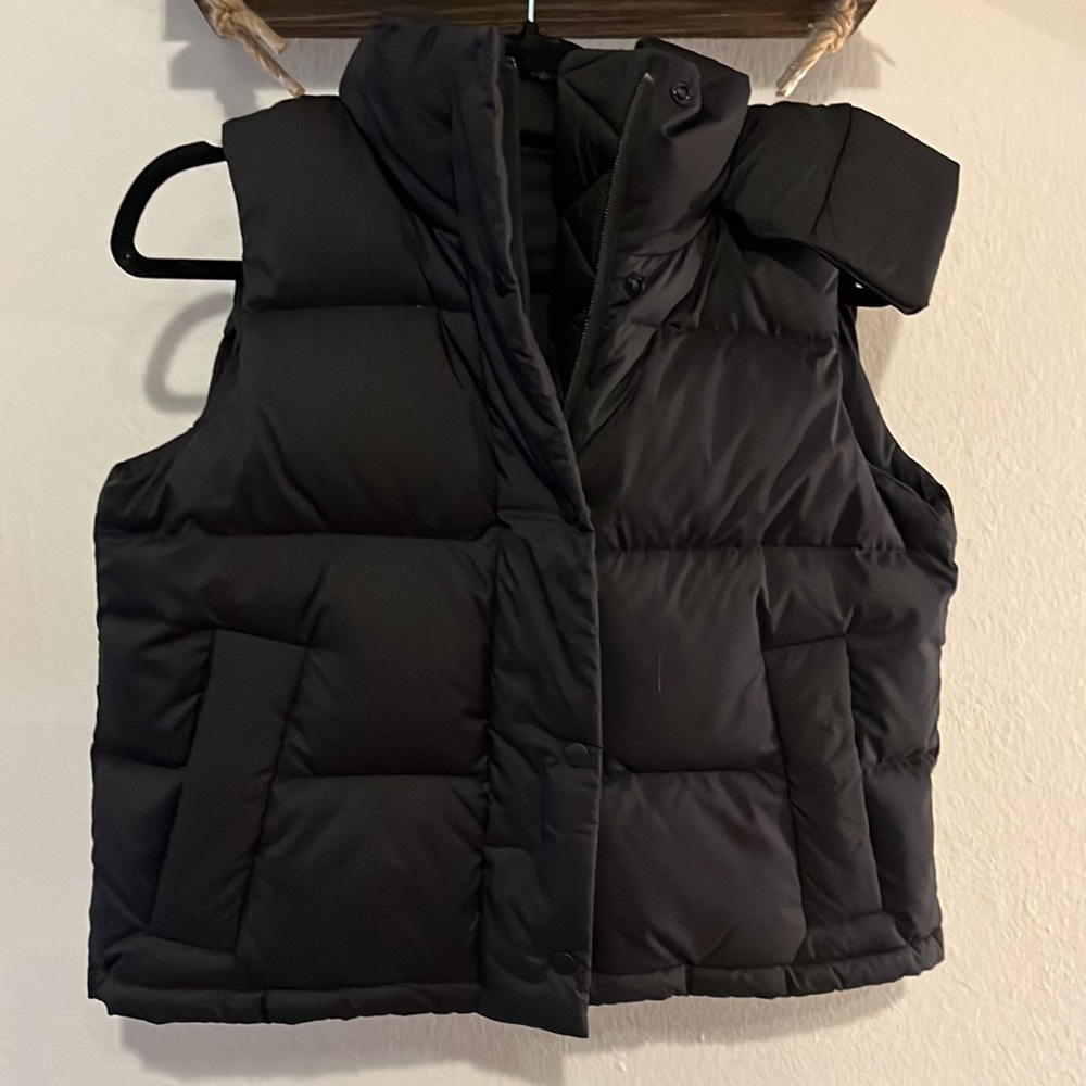 Lululemon Wunder Puff Cropped Vest